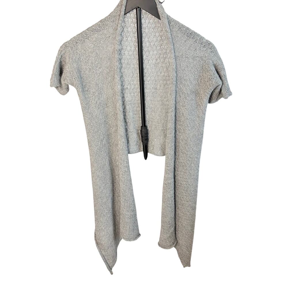 Alpaca WaWa gray loose weave open cardigan, long front, short sleeve. Size S